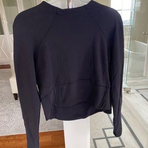 Lululemon Cropped shirt/sweatshirt!